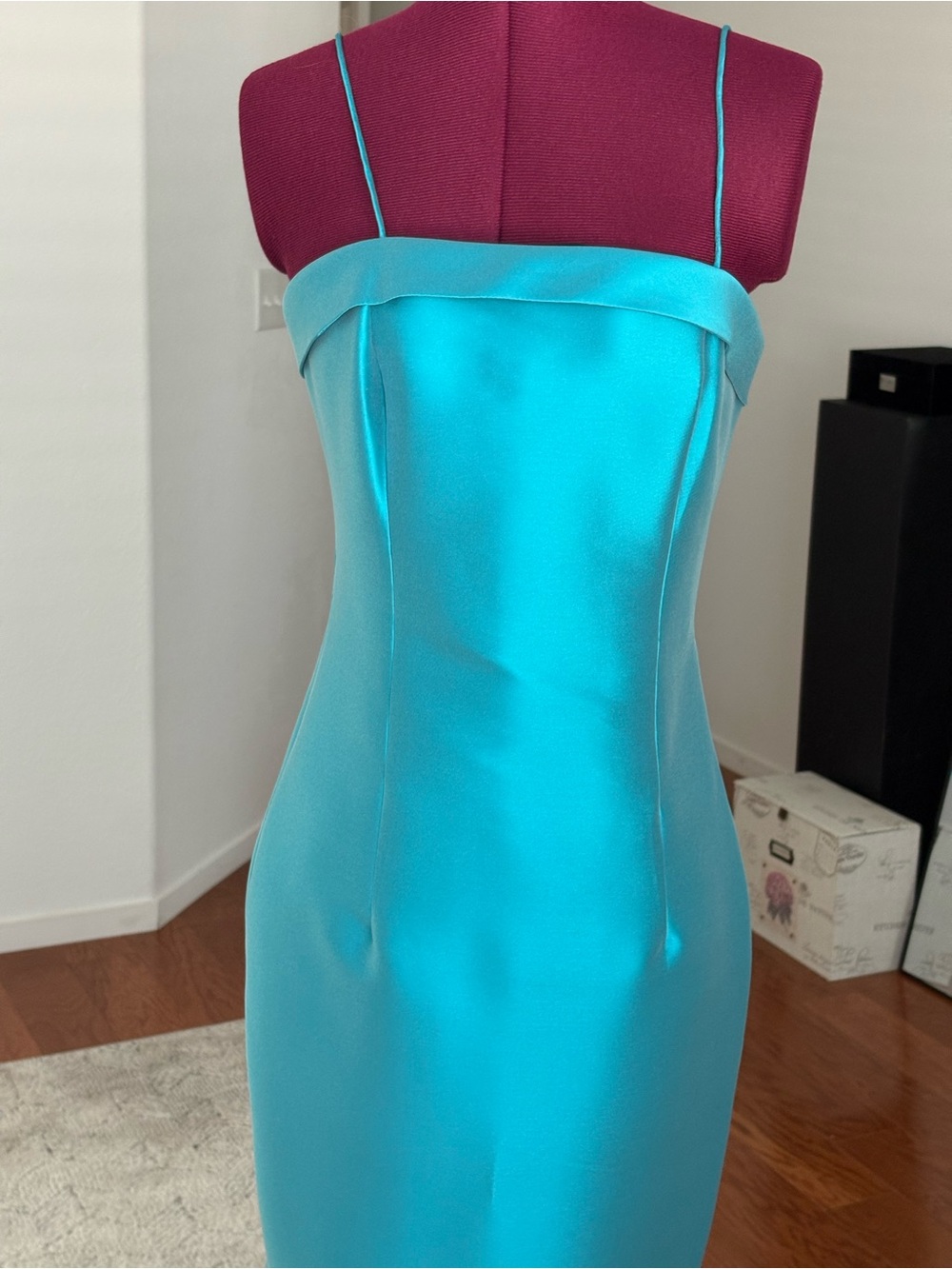 NEW with tags Sachin & Babi Gunaydin Gown SZ 2 Retail $699 - Picture 5 of 10